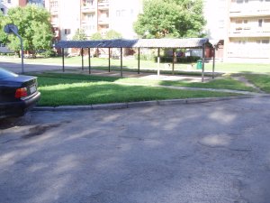 Auto devies ceļā ...