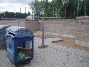 Atkritumu konteineru vietas ir neaizskaramas!